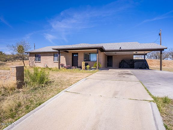 3rd image of 949 Paseo Queretaro