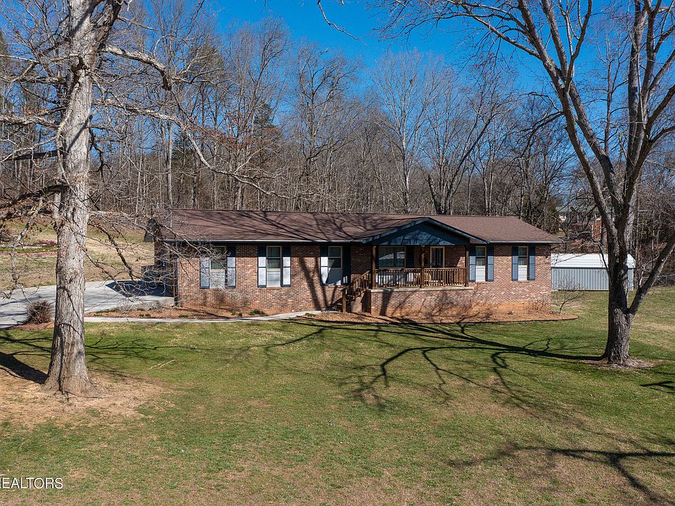 1st image of 5916 Meadow Oak Ln