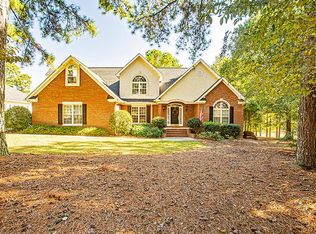 407 Oakmonte Cir, Greenwood, SC 29649