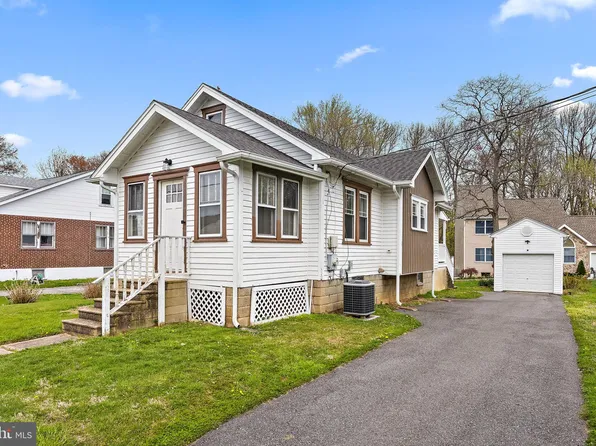 607 W Summit Ave, Wilmington, DE 19804