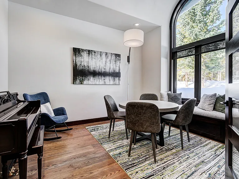 331 Lakeshore Loop — Photo 40