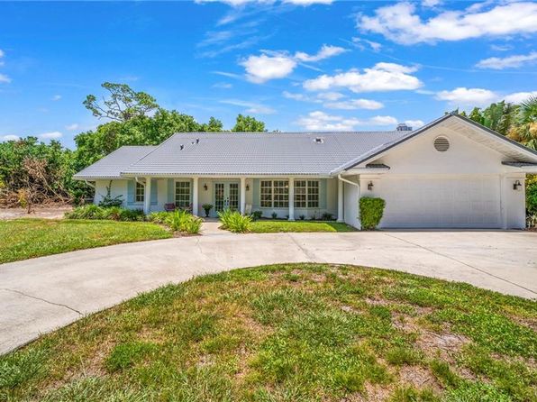 822 Buttonbush Ln