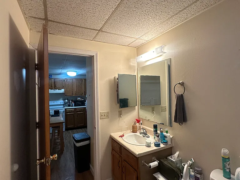 324 Main St #13 — Photo 10