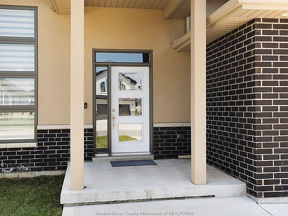 5th image of 111 Kingsbridge Dr