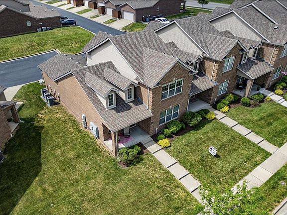 4th image of 711 Newtown Springs Dr