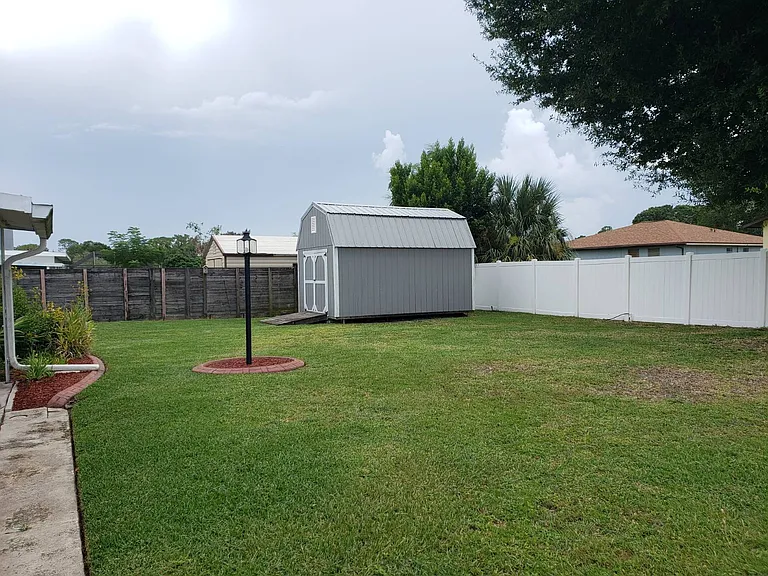 3923 Santiago St — Photo 7