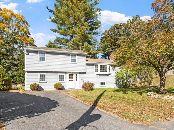 12 Prior Dr, Framingham, MA 01701