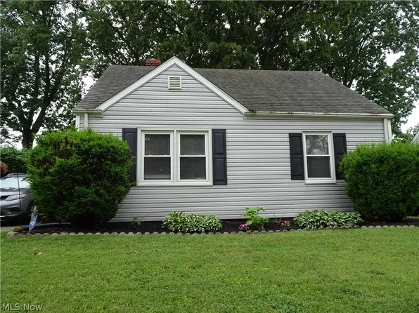 270 E Catawba Ave, Akron, OH 44301