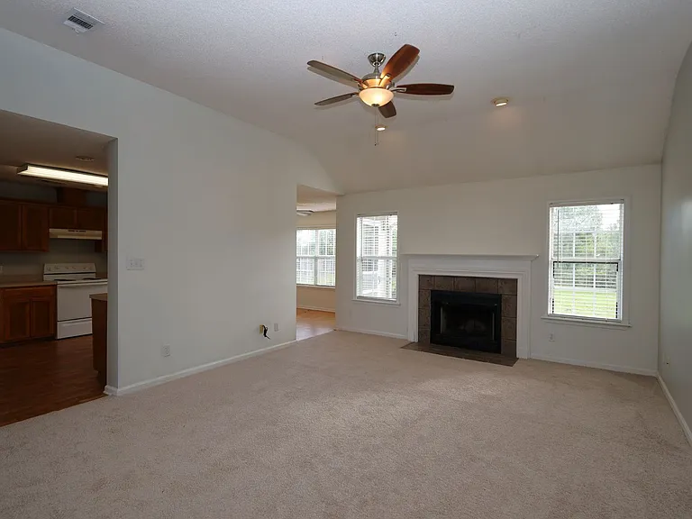 3880 Trotters Ridge Cir — Photo 4