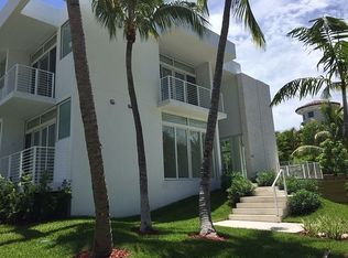 610 Ridgewood Rd, Key Biscayne, FL 33149