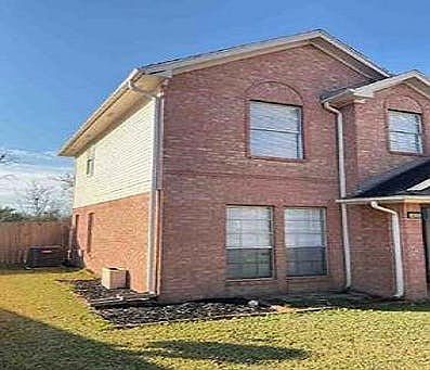 3rd image of 3035 Overland Trl