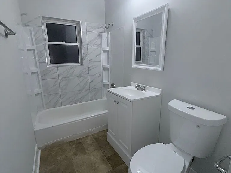 5209 W Lake St — Photo 5