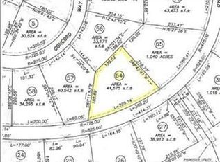 64 Lindenridge Rd, Amherst, MA 01002