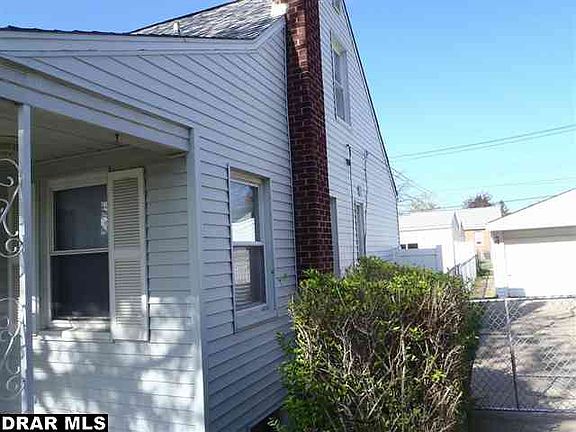 3rd image of 3460 14th St