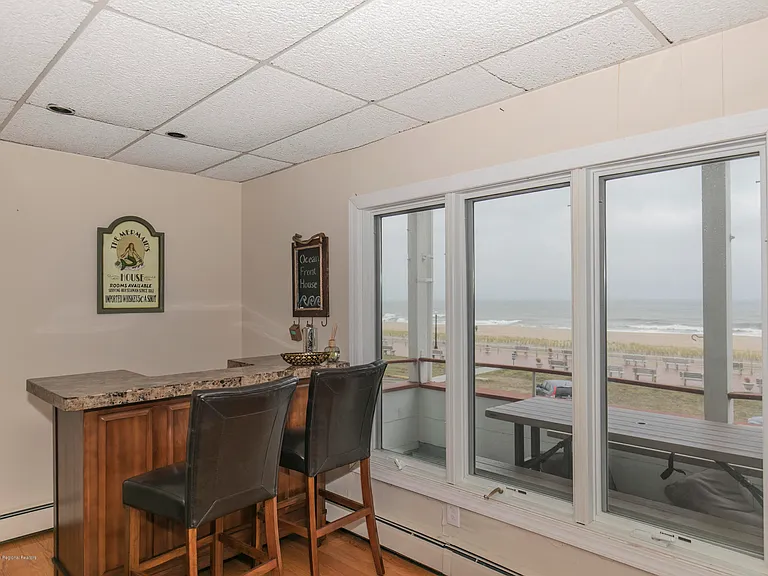 18 Ocean Ave — Photo 18