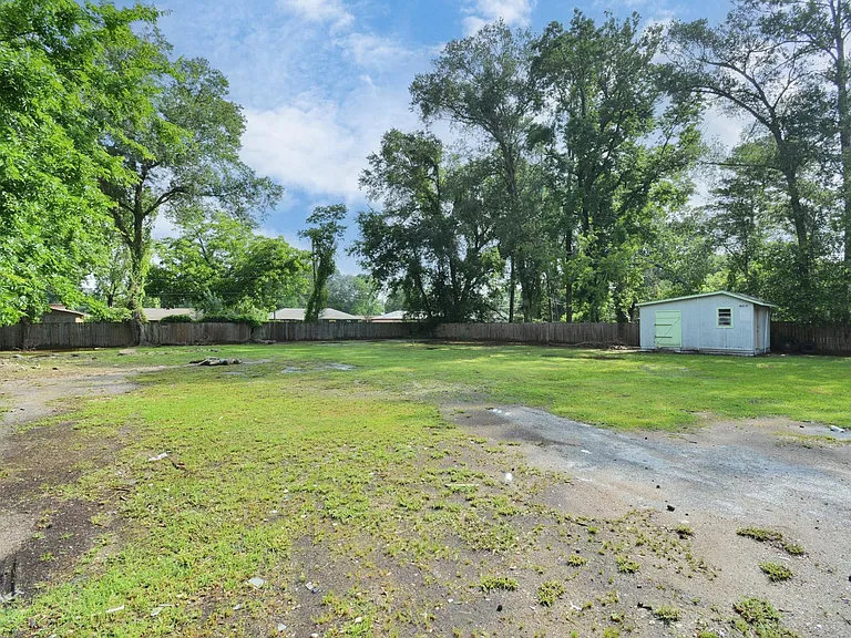 9211 N Green River Dr #D — Photo 8