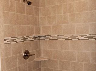 9572 Kingsway Cir #1, Clarkston, MI 48348