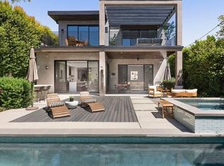 125 S Medio Dr, Los Angeles, CA 90049