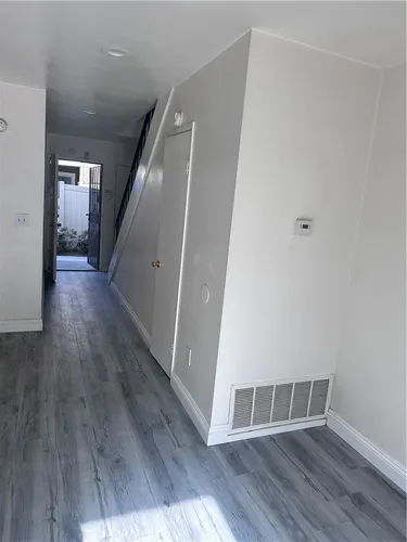13411 1/4 Village Dr Photo 1