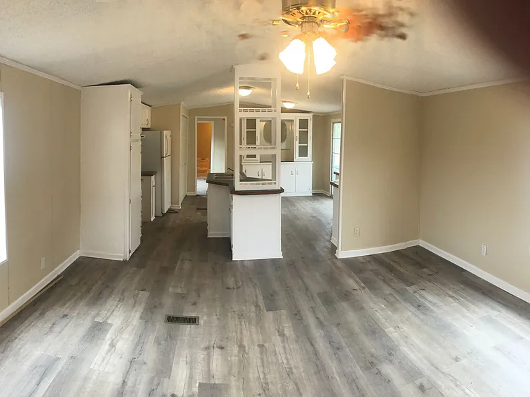 96 Herschels Way — Photo 2