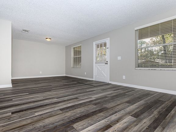 5th image of 222 Blairmore Blvd E #91