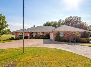 8810 Bellechase Rd, Granbury, TX 76049