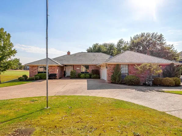 8810 Bellechase Rd, Granbury, TX 76049