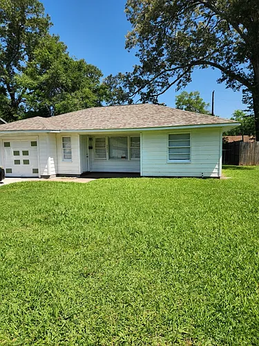 2420 Hayes Ln Photo 1 2420 Hayes Ln Photo 1