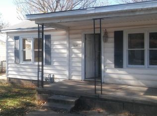 704 N Park Ave, Shawnee, OK 74801