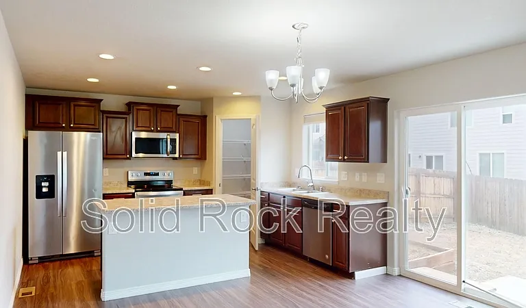 5323 Pabst Dr — Photo 2