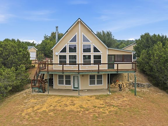 2nd image of 320 Schooner Way