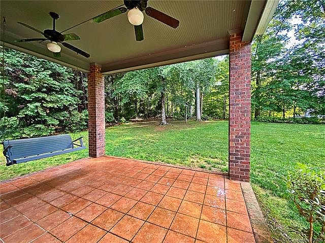 2nd image of 651 Normandy Rd