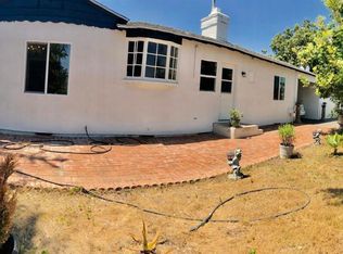 1060 Crest View Rd, Vista, CA 92081