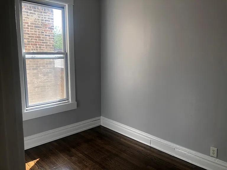3508 W Montrose Ave #2R — Photo 7