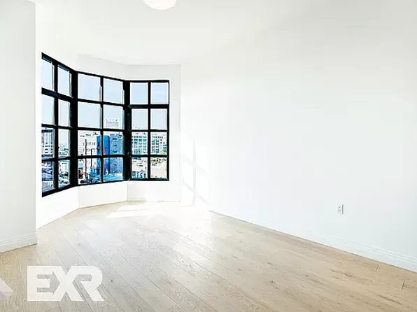 875 4th Avenue image 2 of 26