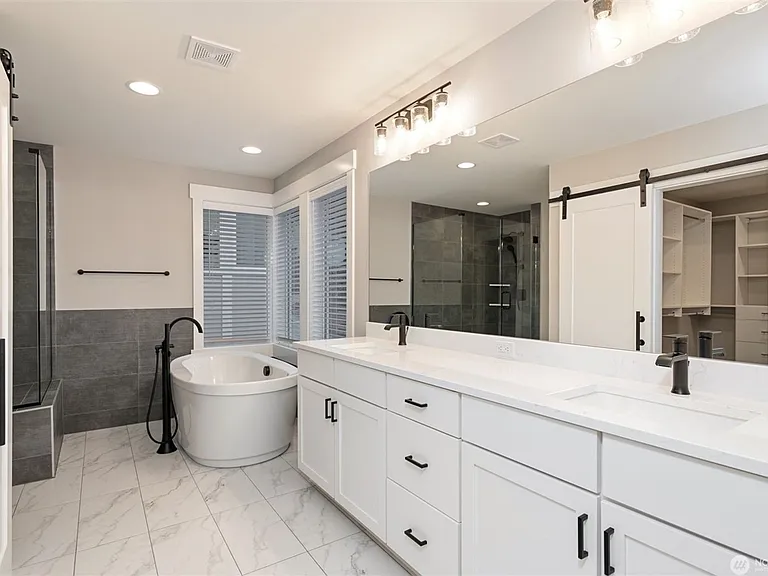 7585 S 130th Pl — Photo 7