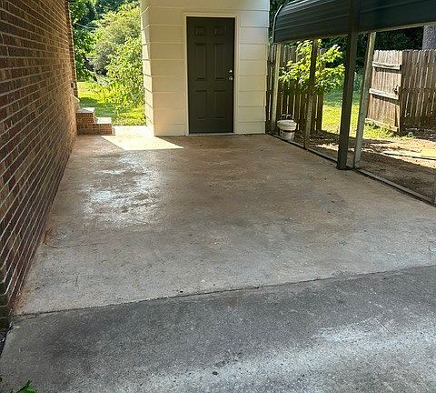 5th image of 330 Elder Rd