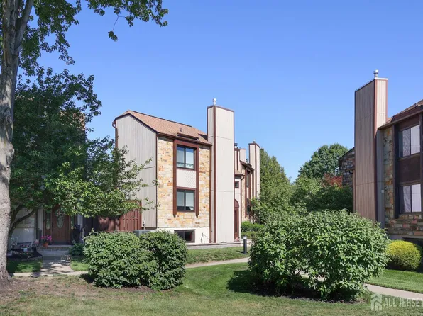 230 Silver Ln, Old Bridge, NJ 08857