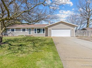 2965 Three Mile Rd NE, Grand Rapids, MI 49525