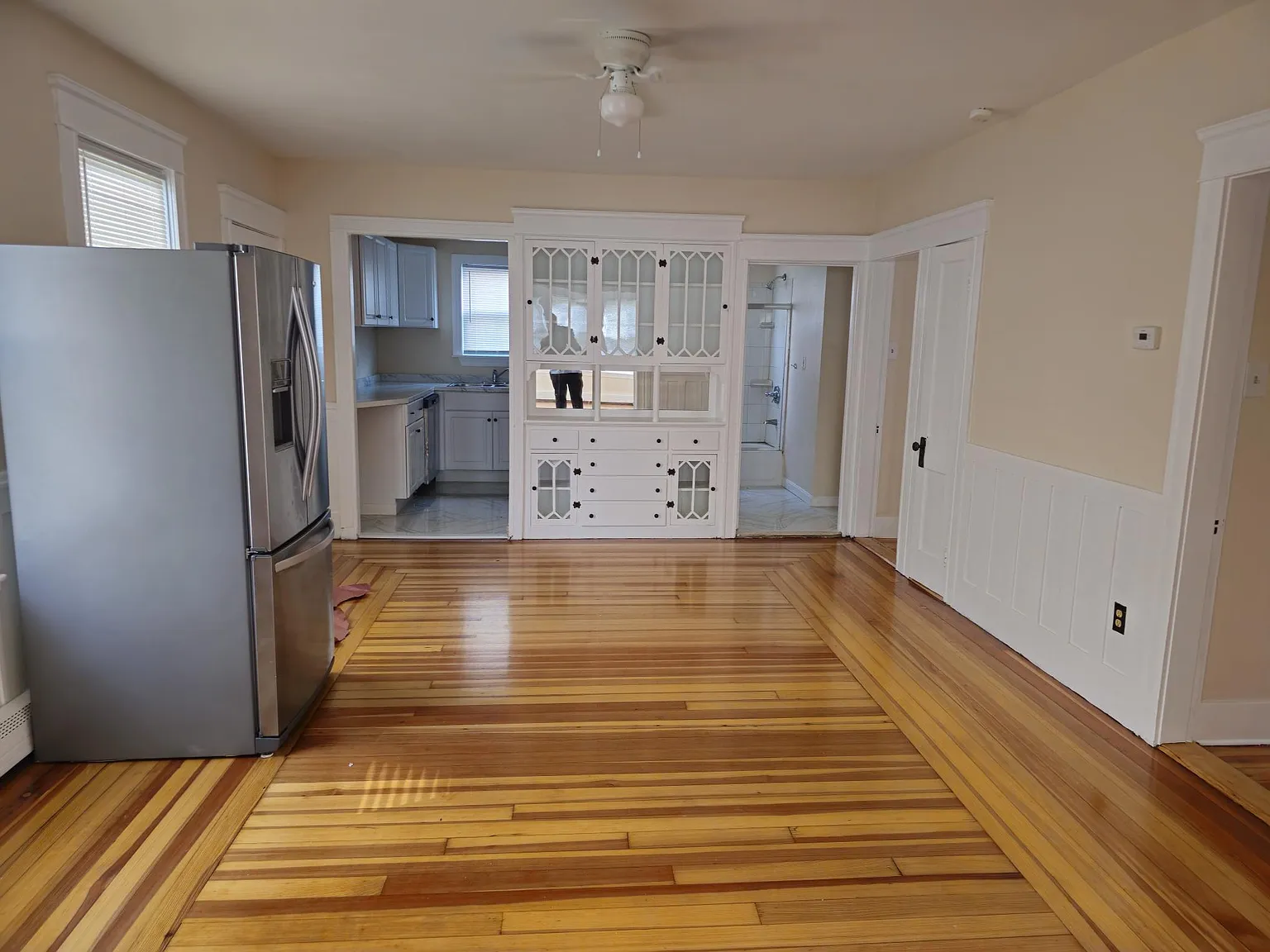 3 bed, 1232 sqft, $2,250 — Photo 3