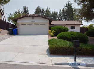 14251 Glenview Ct, Victorville, CA 92395