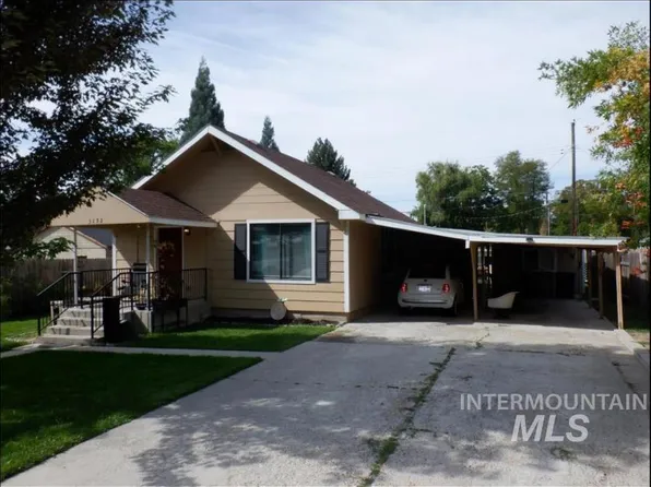 3513 N Hawthorne Dr, Boise, ID 83703