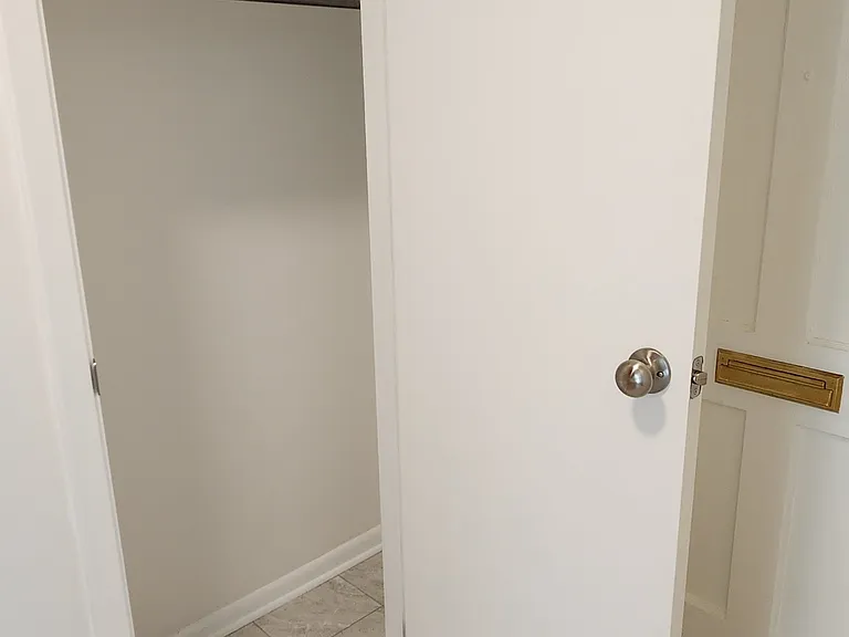342 Fairmont Ave — Photo 146