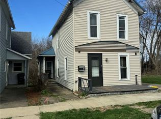 3 S 2nd St, Dennison, OH 44621