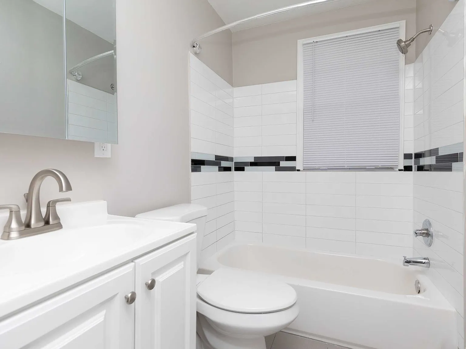 Ardleigh Gardens Apartments — Photo 4