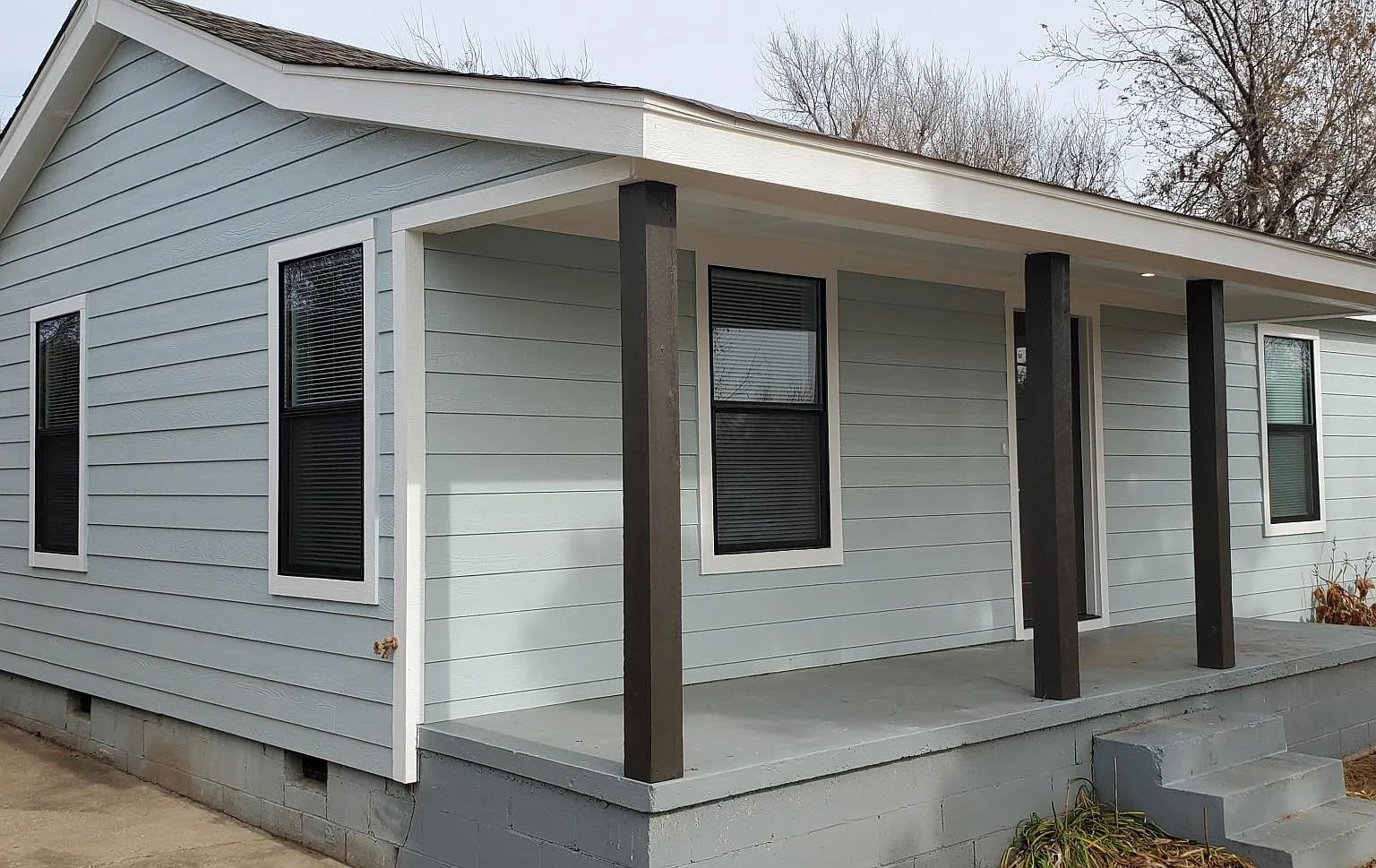 2 bed, 809 sqft, $1,300 — Photo 1
