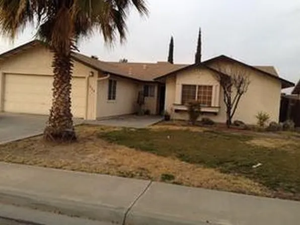 1028 Hayes Way, Hanford, CA 93230