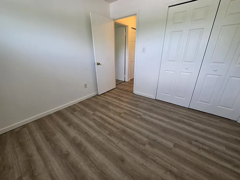 4822 Lee Rd #D15 — Photo 3