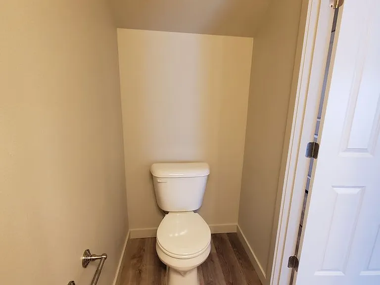 5702ke — Photo 15