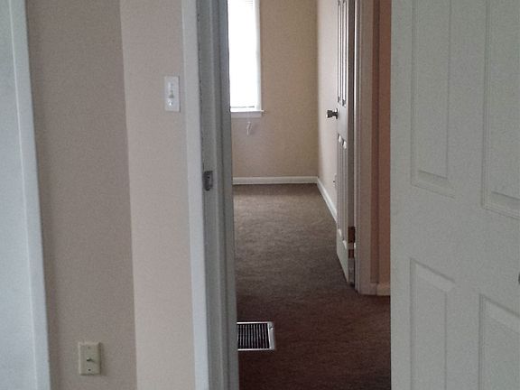 5th image of 4621 Cooper Ave APT 5